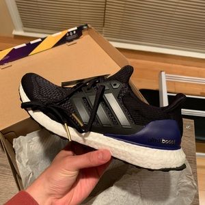 Adidas ultraboost OG 2018 1.0 men’s size 9 NEW